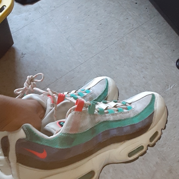 air max 95 discover your air